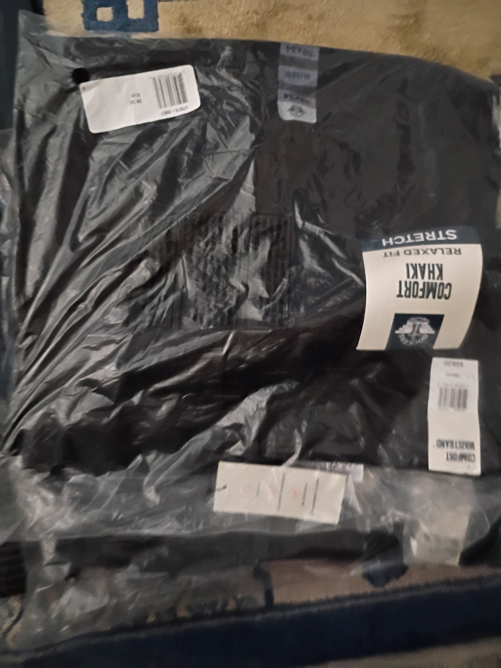 Dockers Comfort Black Relaxed Fit  Pants NWT